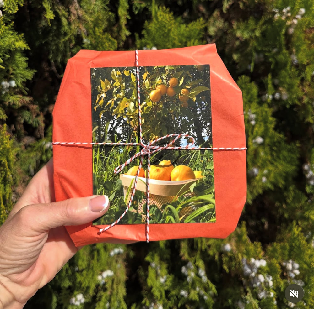 Gift wrap card and wrapping option.
